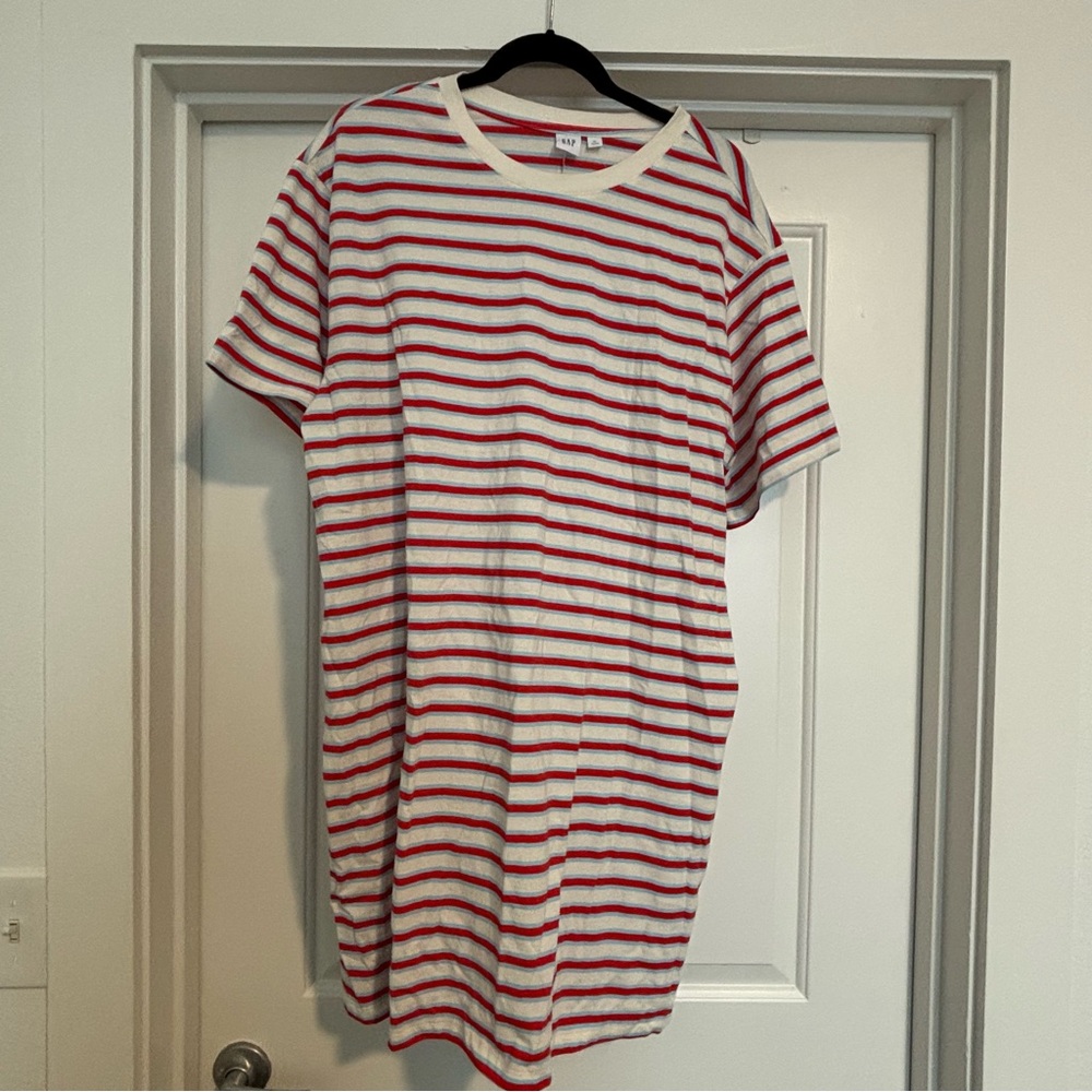 Red and White Striped Gap T-Shirt Dress